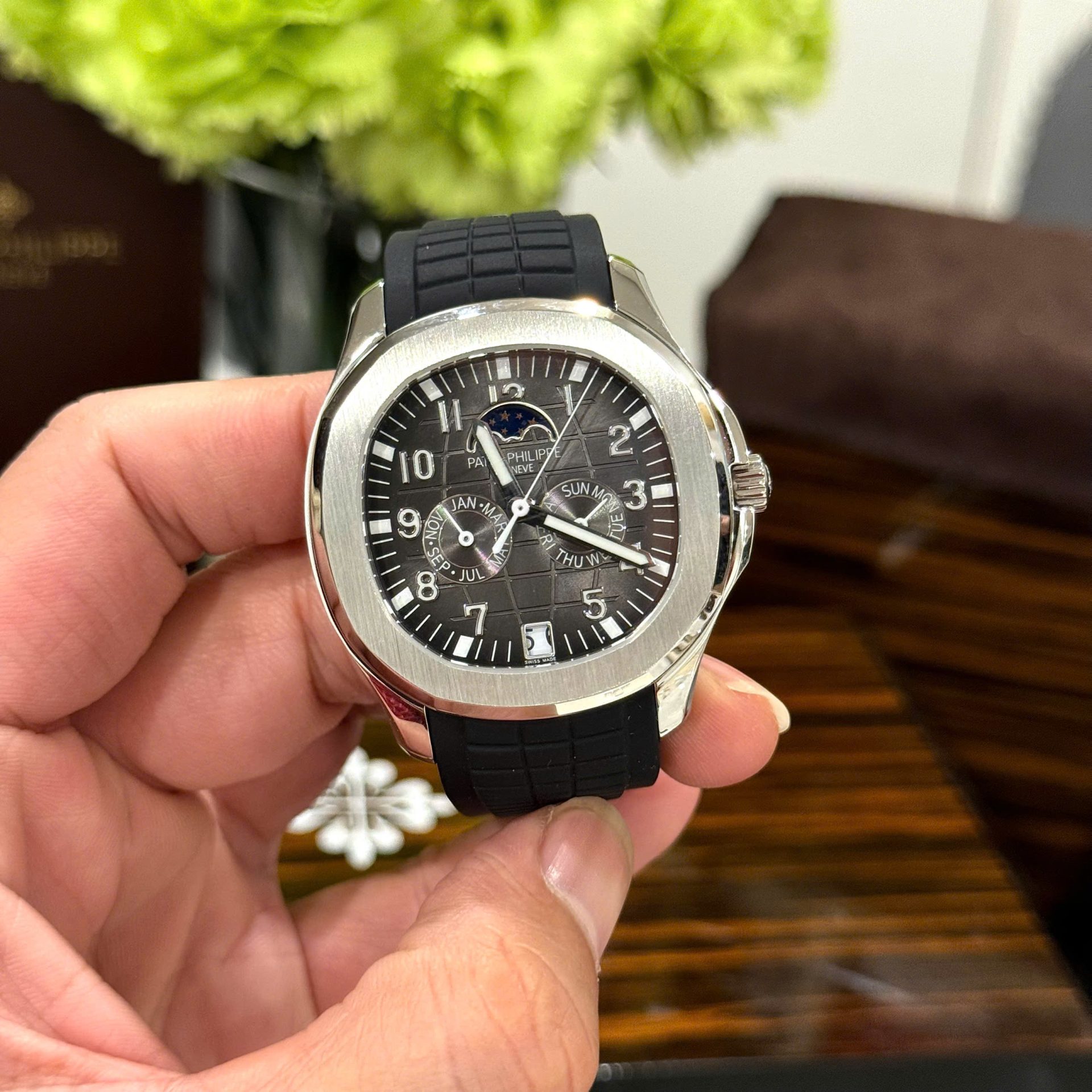 Patek Philippe Aquanaut 5261G Gray Dial Best Super Clone Watch Automatic Movement 40mm - Image 2