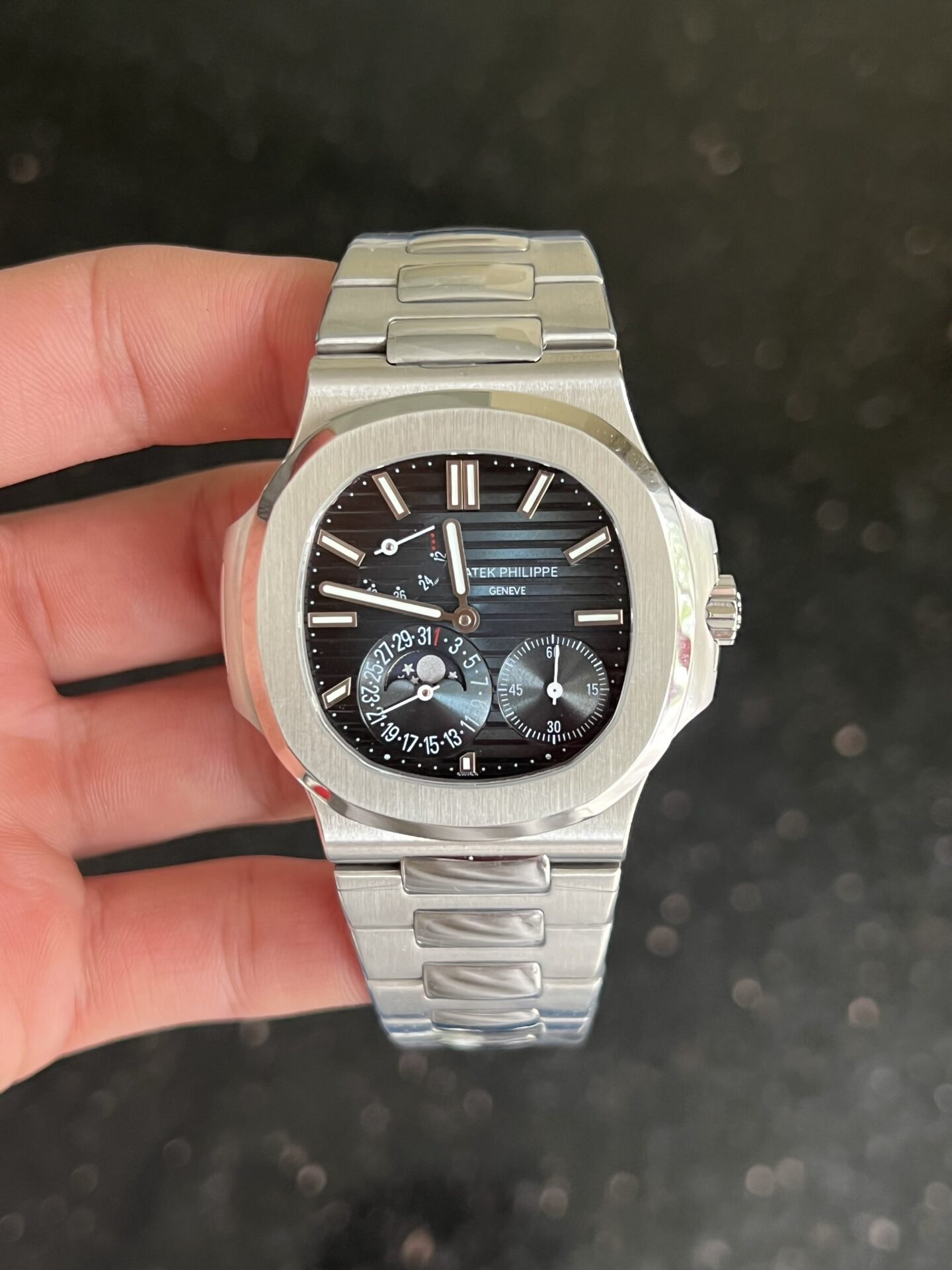 Patek Philippe Super Clone 1:1 Watch Nautilus 5712 Blue Black Dial GRF 40mm