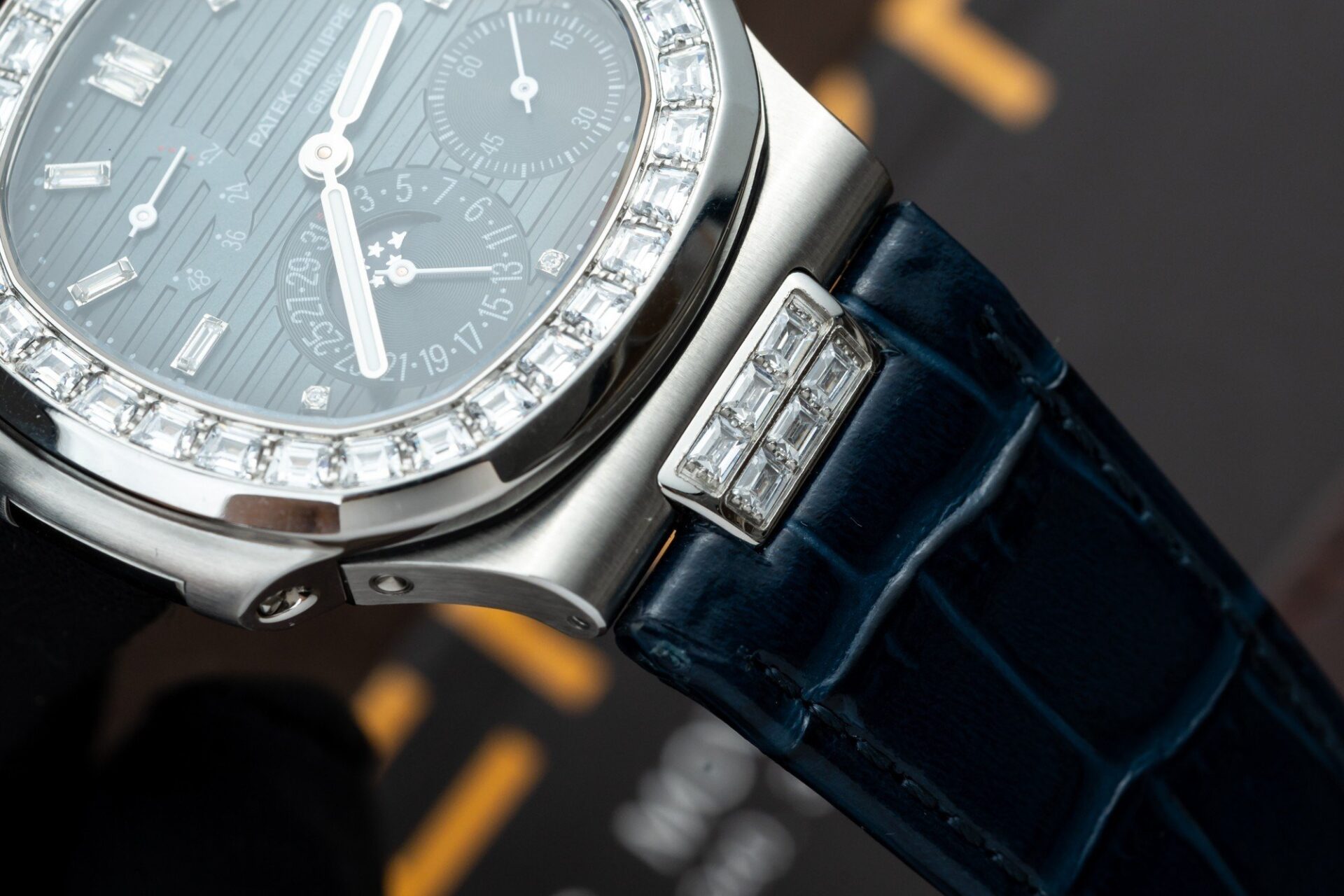 Patek Philippe Nautilus 5724G Super Clone Watch Blue GRF 40mm - Image 3