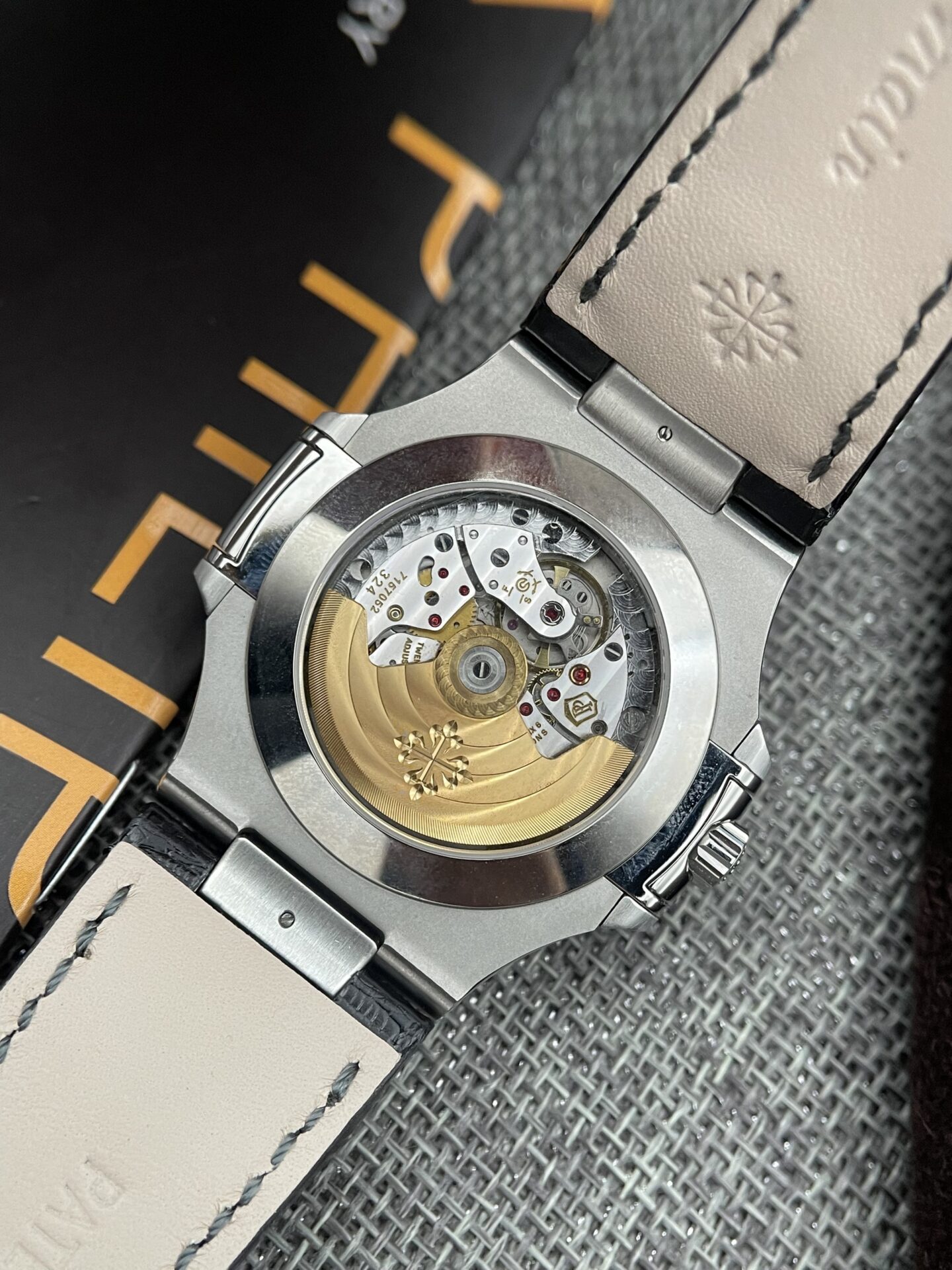 Patek Philippe Nautilus 5726 Super Clone Watch Gray Dial GRF 40.5mm - Image 6