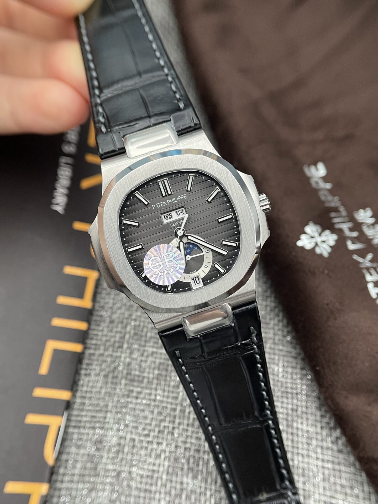 Patek Philippe Nautilus 5726 Super Clone Watch Gray Dial GRF 40.5mm - Image 3