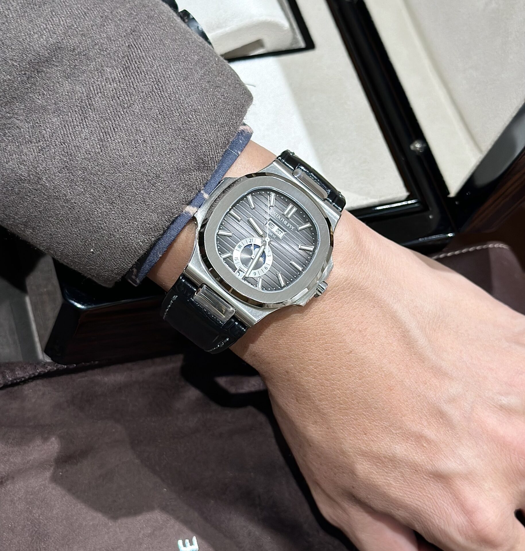 Patek Philippe Replica Watch Nautilus 5726G Gray Dial PPF Factory 40.5mm - Image 8