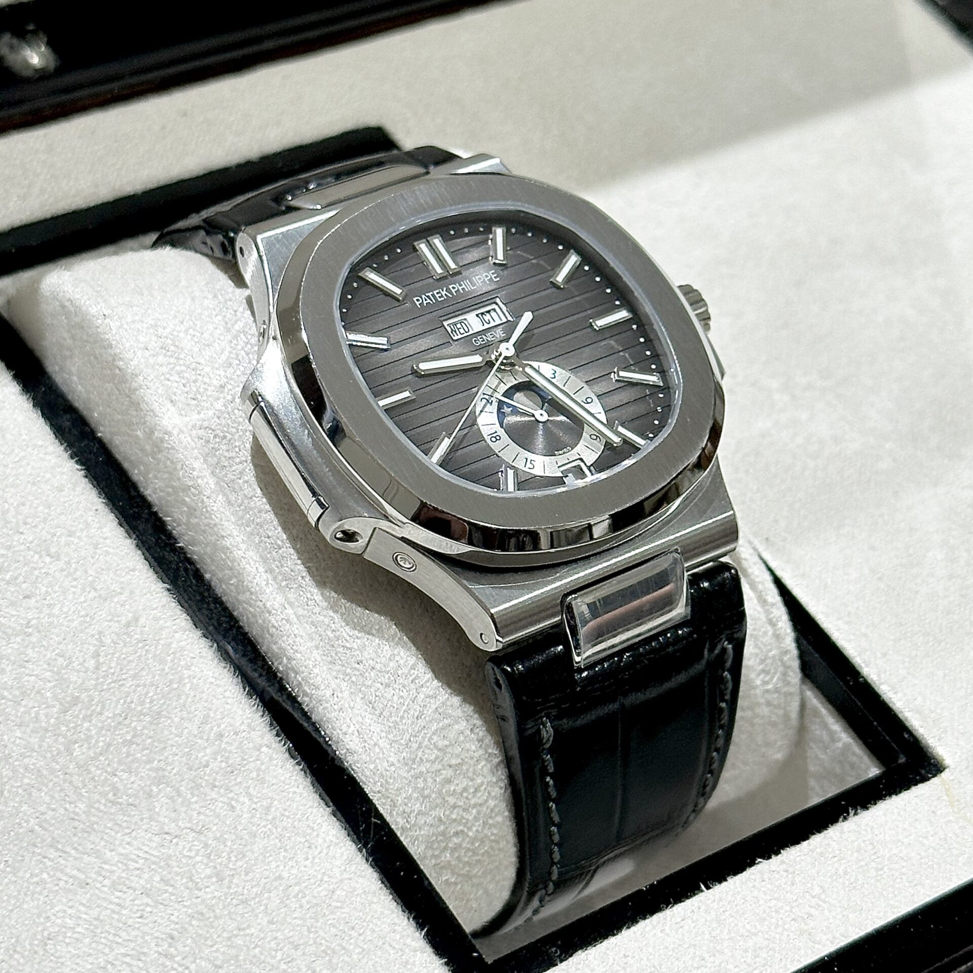 Patek Philippe Replica Watch Nautilus 5726G Gray Dial PPF Factory 40.5mm - Image 6