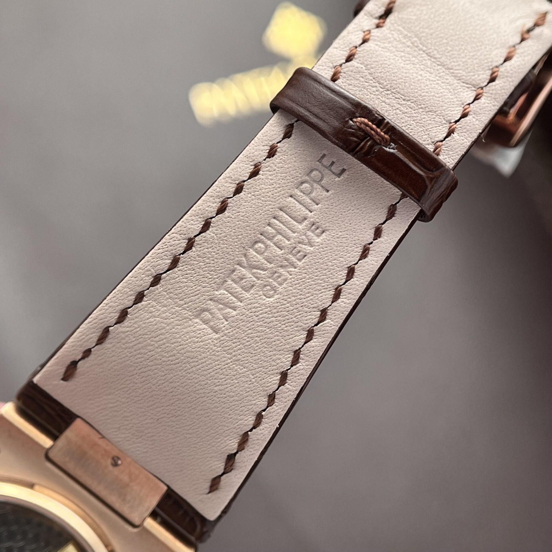 Patek Philippe Nautilus 5712 Super Clone 11 Watch Chocolate Dial GR Factory 40mm - Image 7