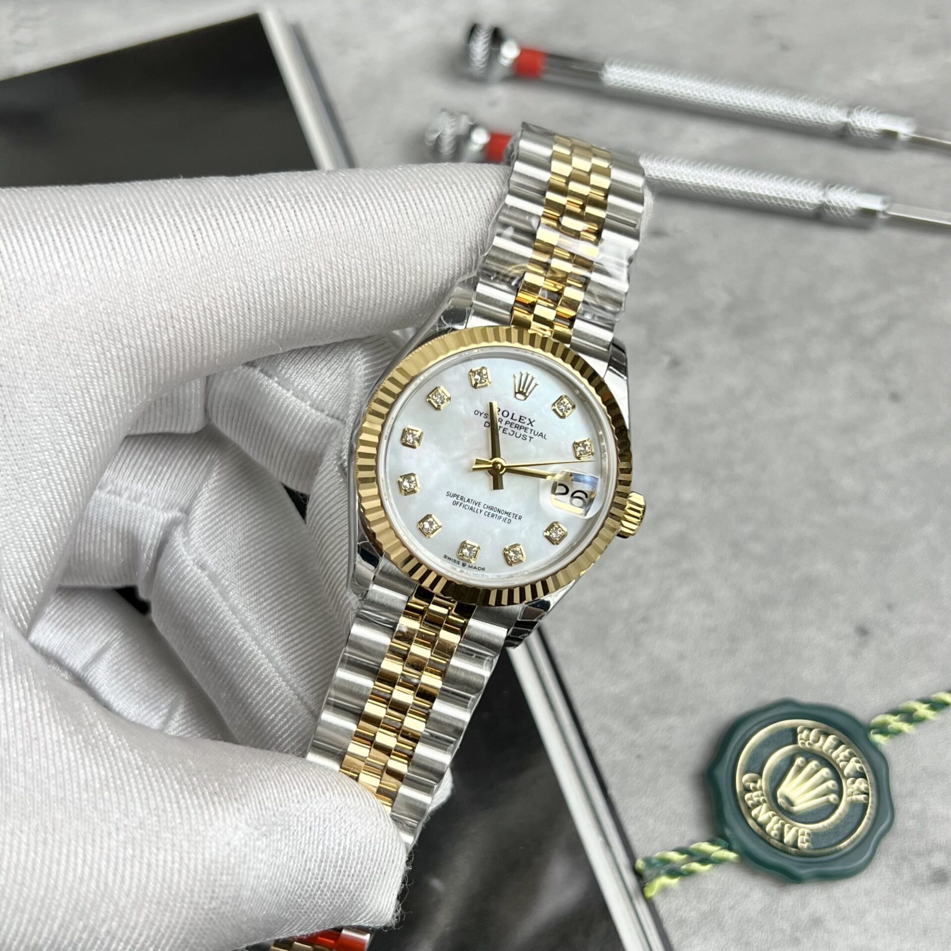 Rolex Super Clone DateJust Mother of Pearl Dial Demi Gold Dial 31mm - Image 2
