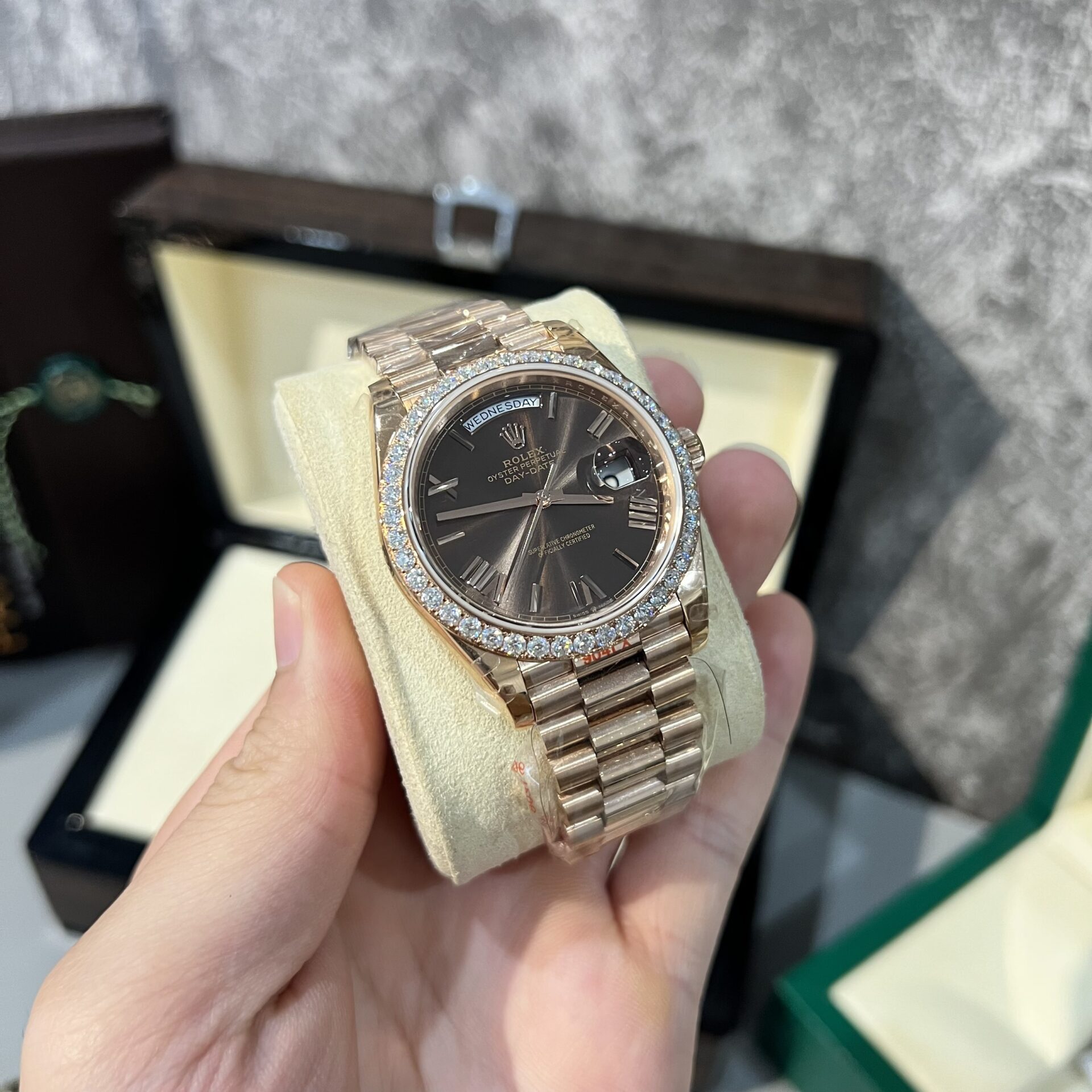 Rolex Day-Date 228235 Super Clone Watch Refined With Moissanite Diamonds 40mm - Image 2