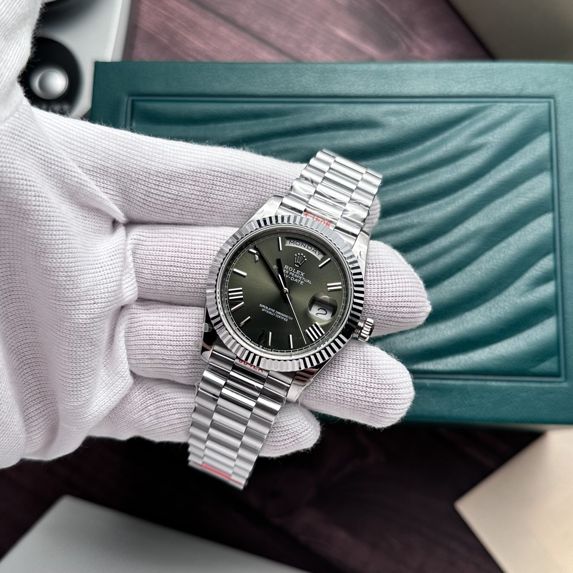 Rolex Day-Date 228236 Super Clone Watch Refine Green Dial GM V2 40mm - Image 2