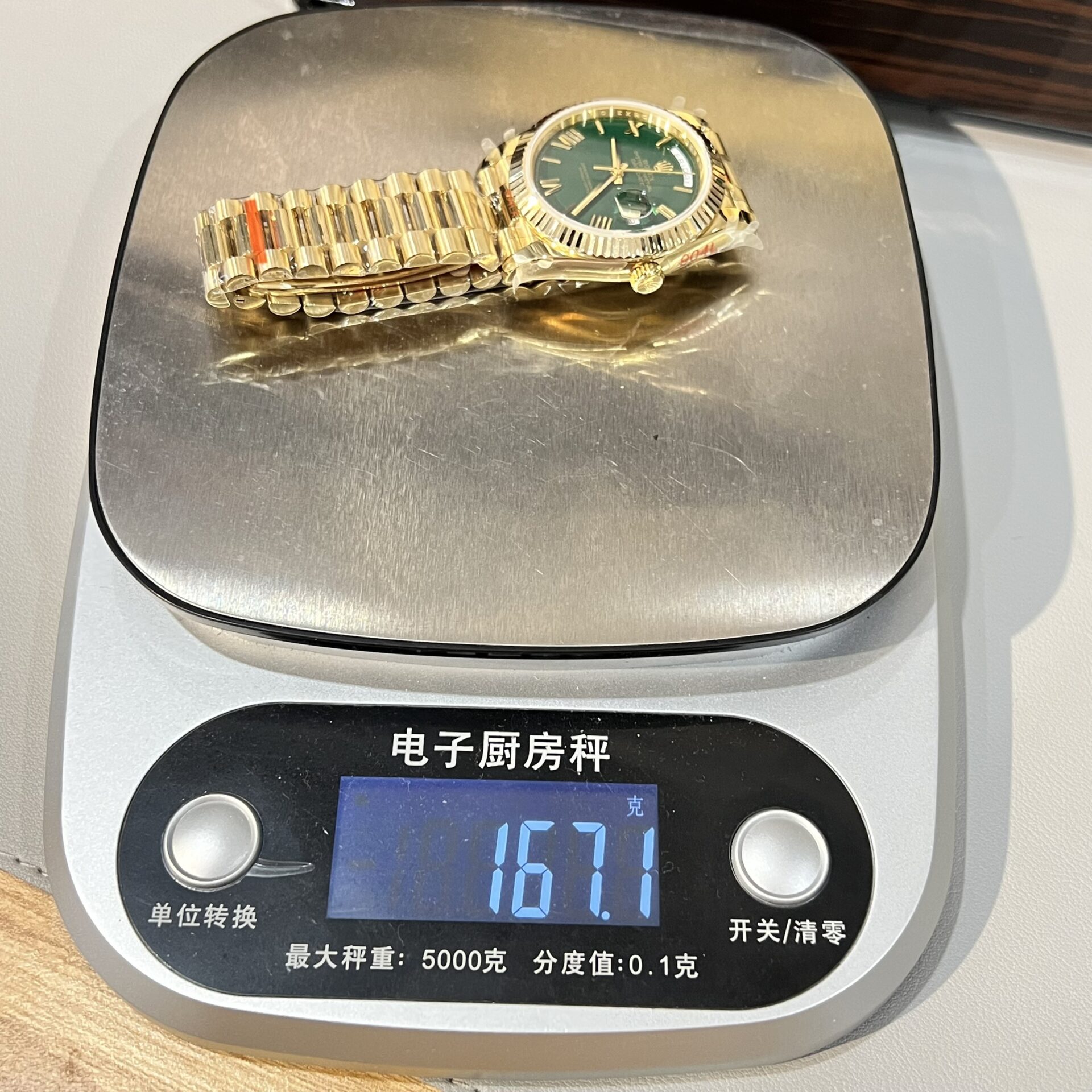 Rolex Day-Date 228238 Super Clone Watch Green Dial Refined 166gr GM V2 40mm - Image 5