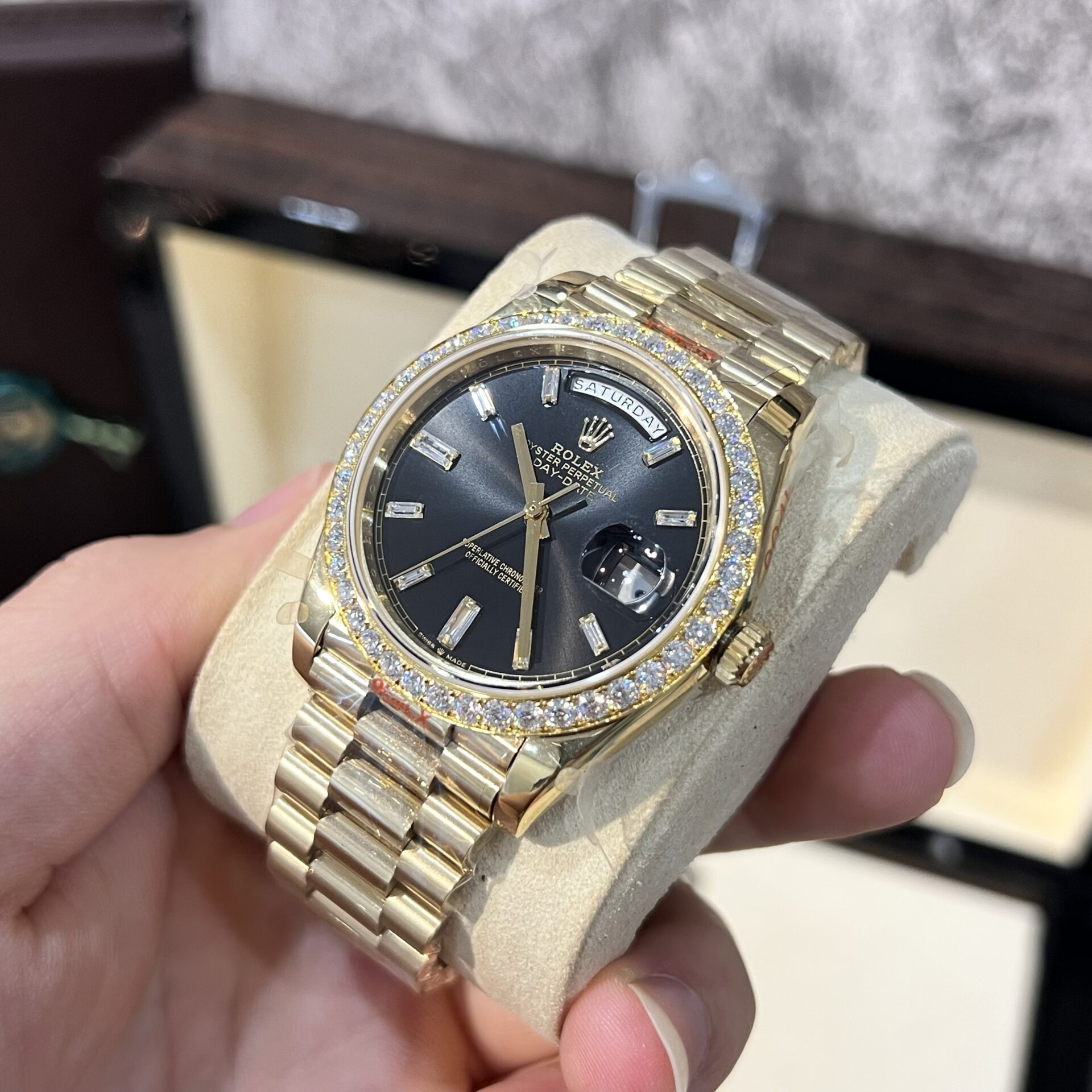 Rolex Day-Date 228238 Super Clone Watch Black Dial Refined Moissanite Diamond 40mm - Image 3