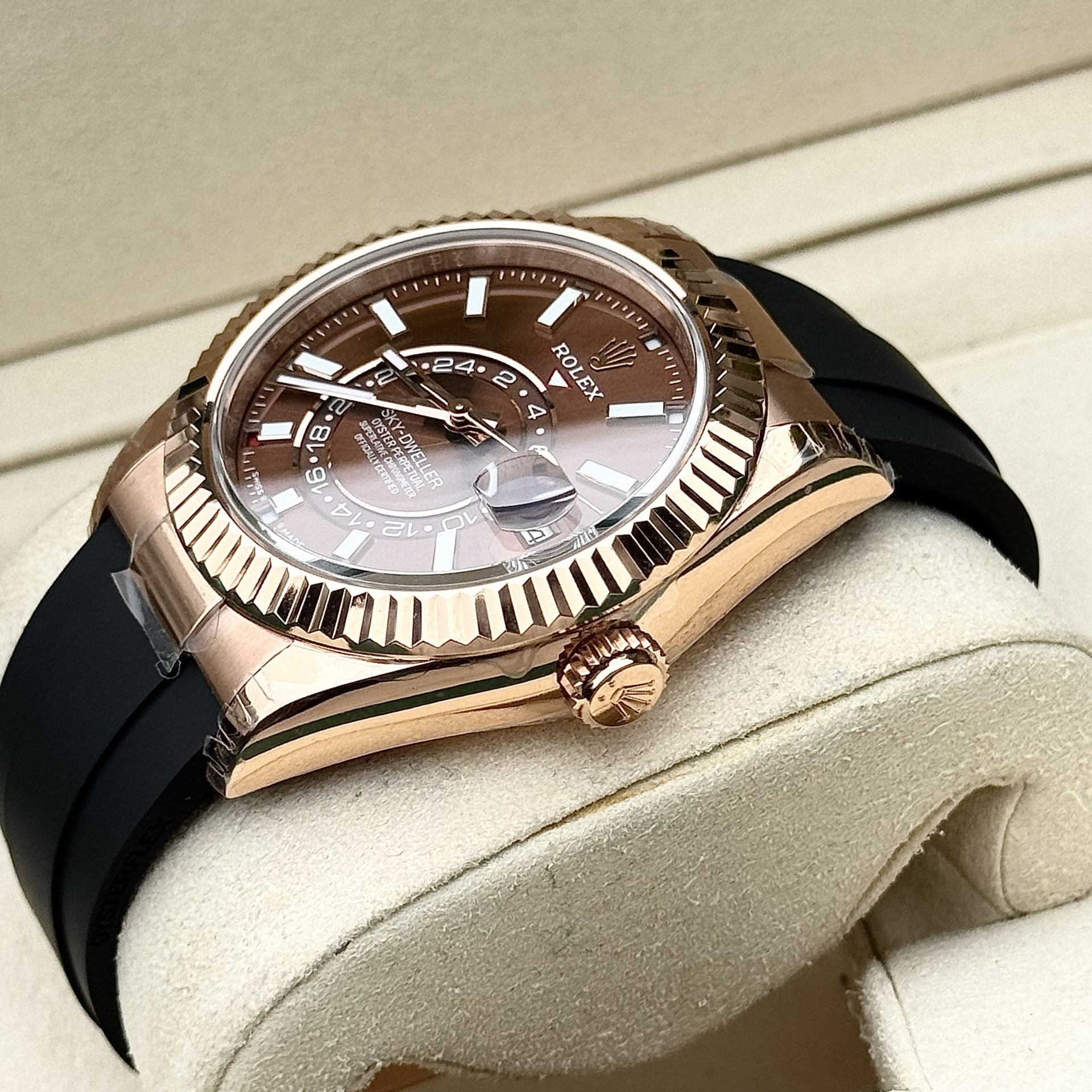 Rolex Super Clone Watch Sky-Dweller 336235 Chocolate Dial Rubber Strap 42mm - Image 5