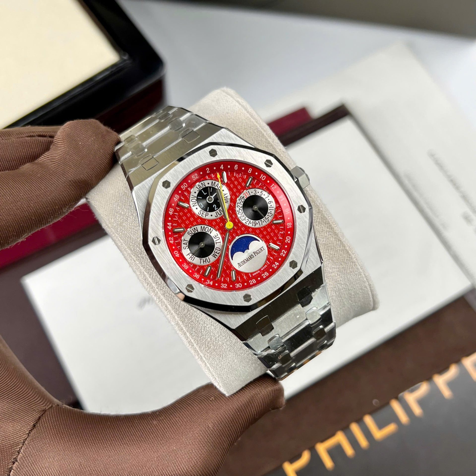 Audemars Piguet Super Clone Watch Royal Oak Chronogarph 26574ST Red Dial 41mm