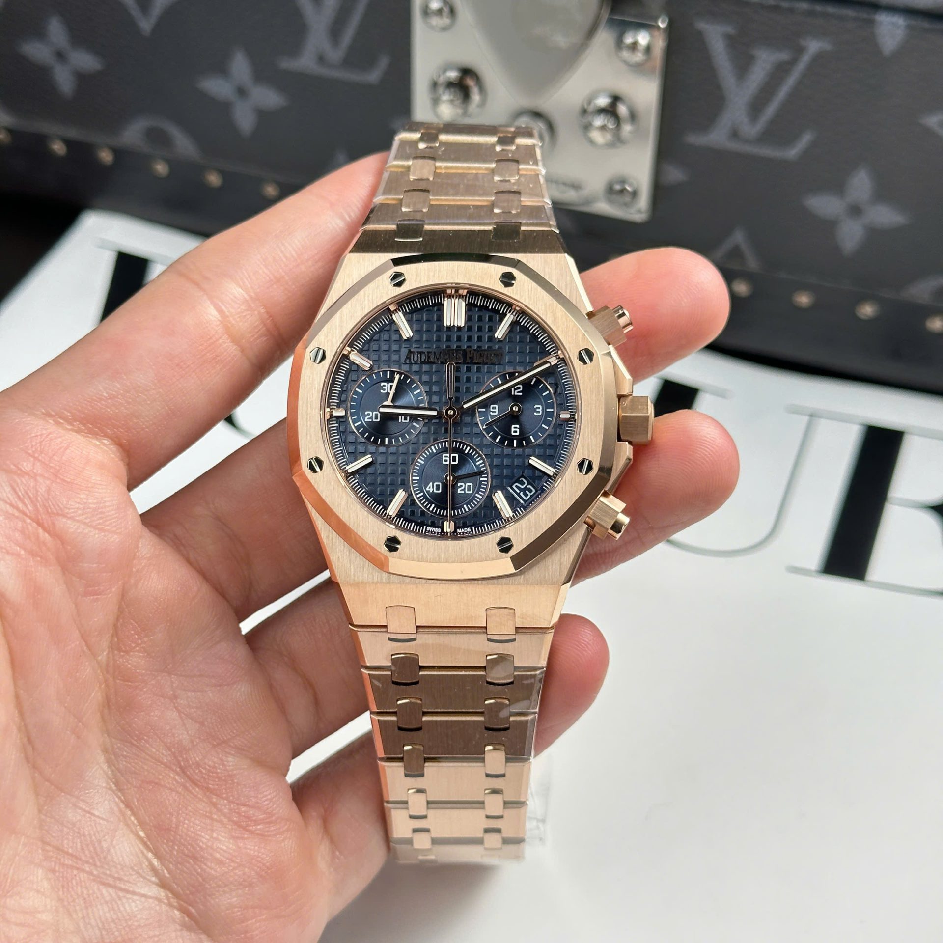 Audemars Piguet Royal Oak 26240 Rose Gold Super Clone Watch Dial Blue APS Factory 41mm