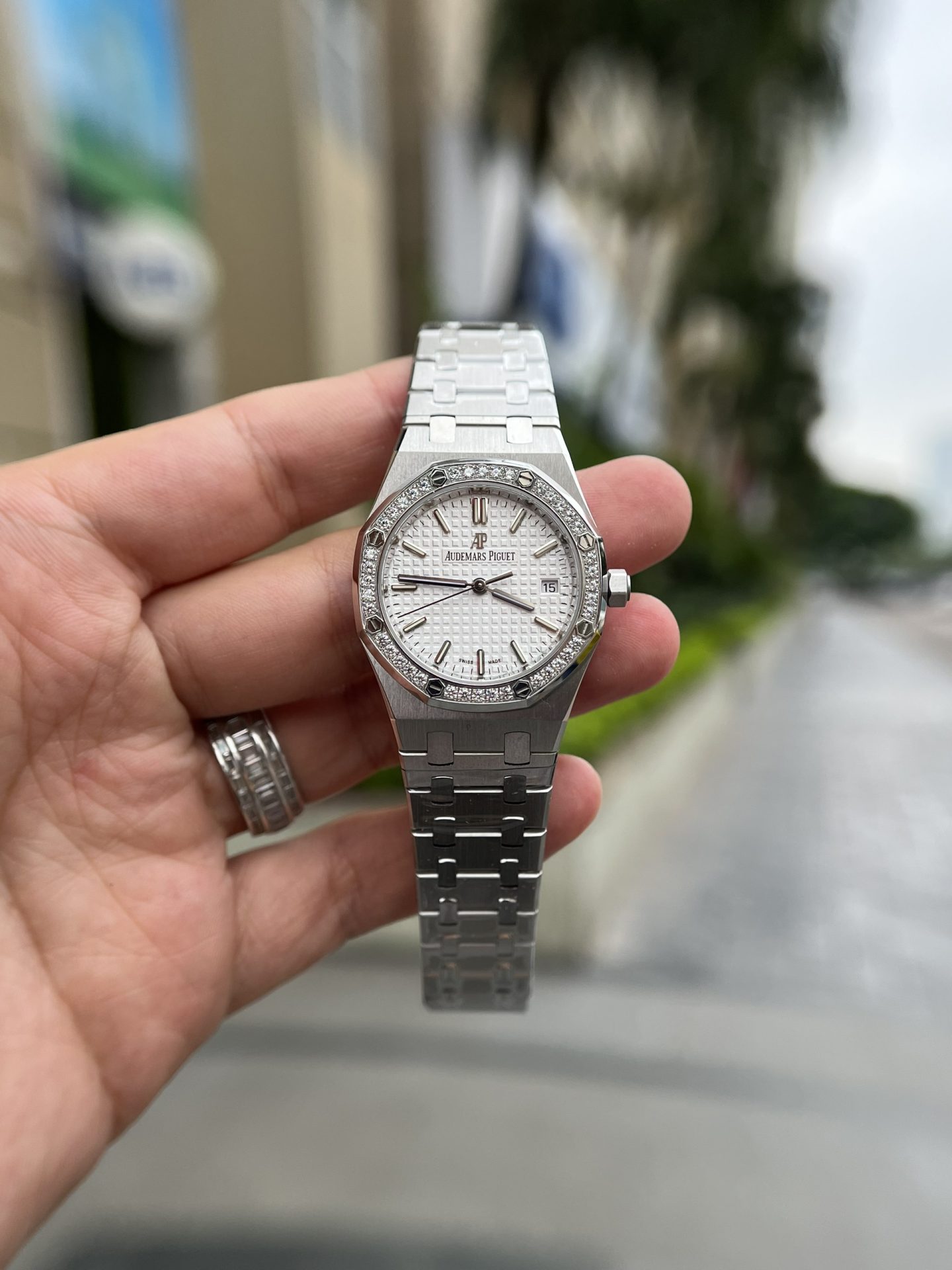 Audemars Piguet Super Clone Watch Royal Oak White Dial Metal Wire 34mm