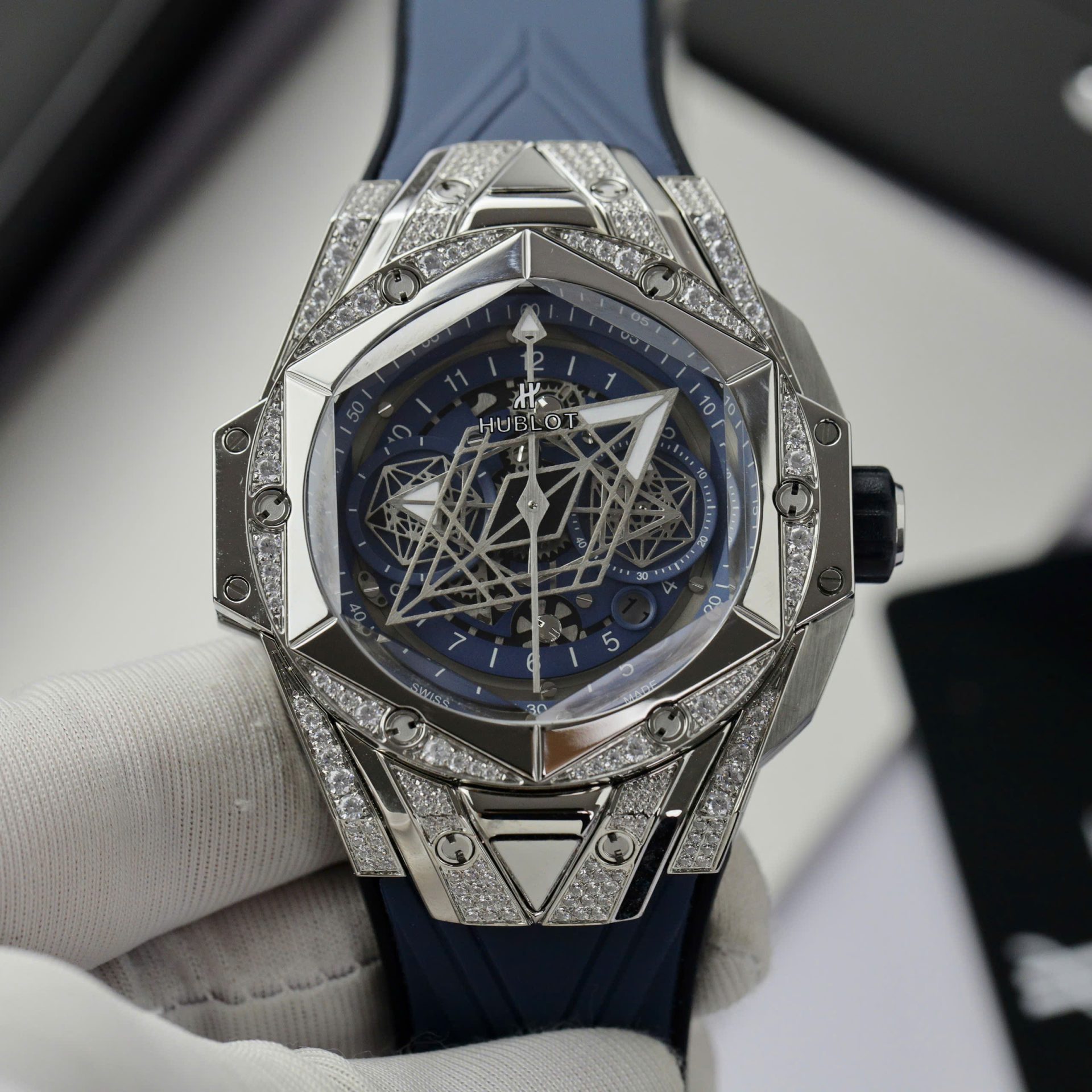 Hublot Big Bang Sang Bleu II Super Clone Watch Blue HB Factory 44mm - Image 3