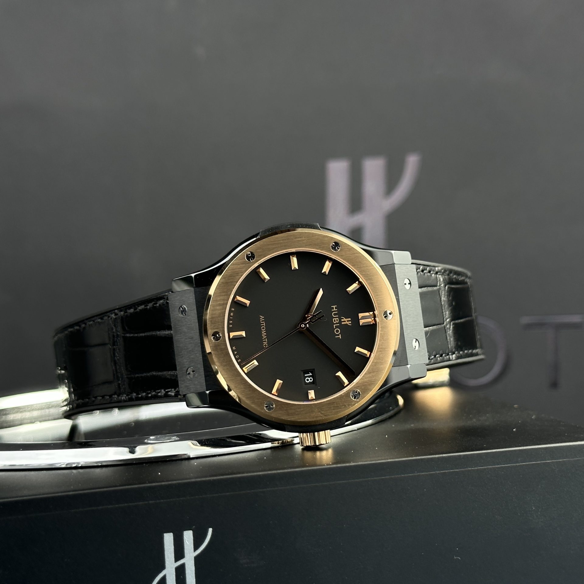 Hublot Best Super Clone Watches Classic Fusion Ceramic Demi King Gold 42mm - Image 2