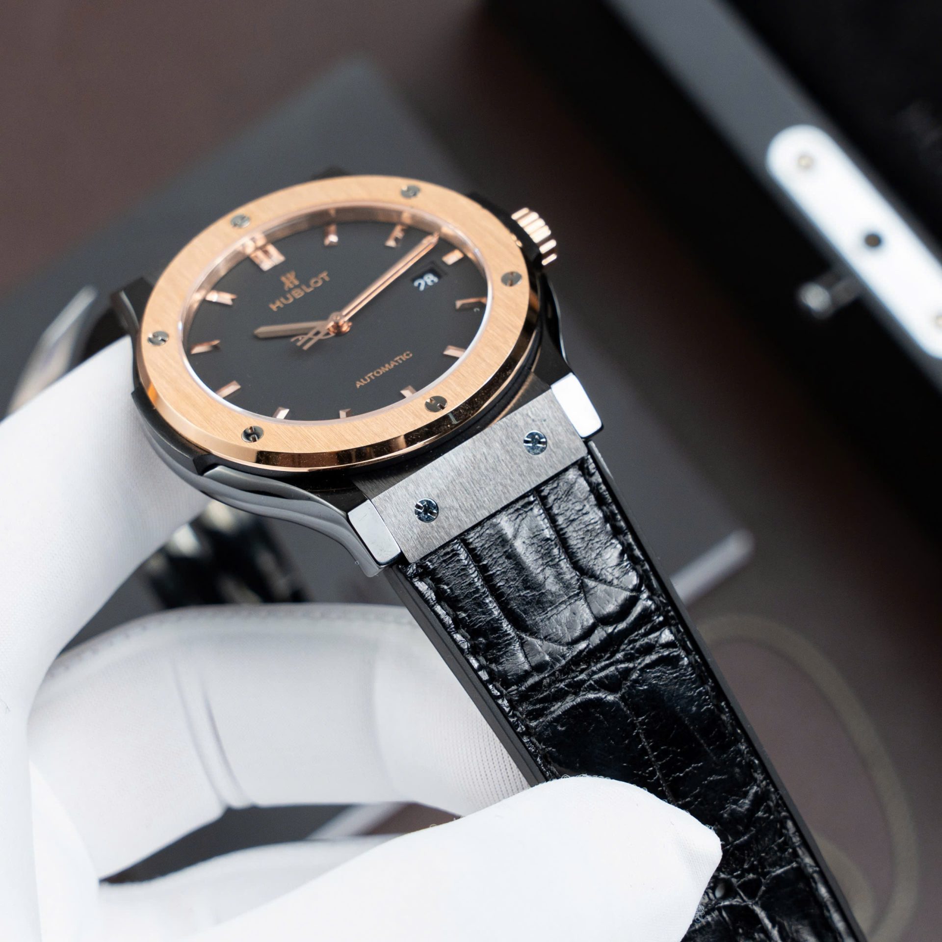 Hublot Classic Fusion Ceramic King Gold Replica Watch Movement SW300 Swiss Made 42mm - Image 4