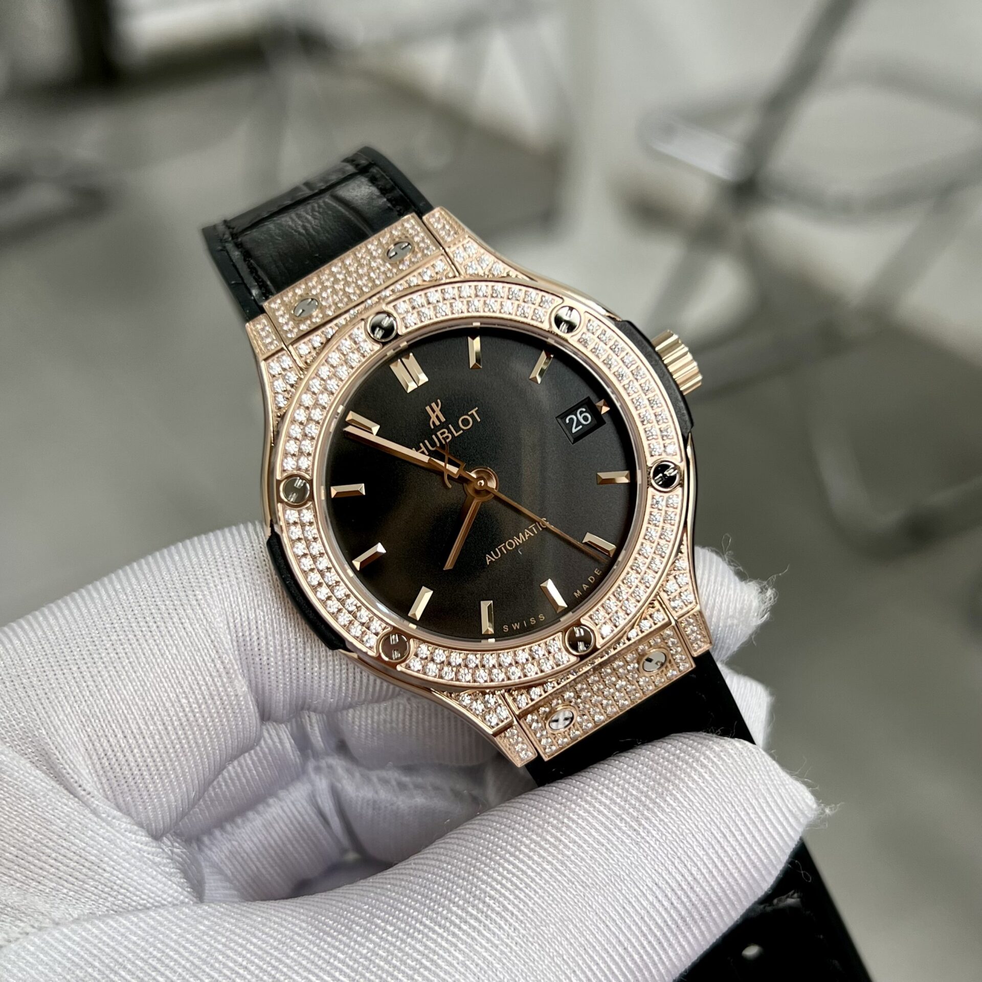 Hublot Replica Watch Classic Fusion King Gold With Diamonds Case HB Factory 38mm - Image 3