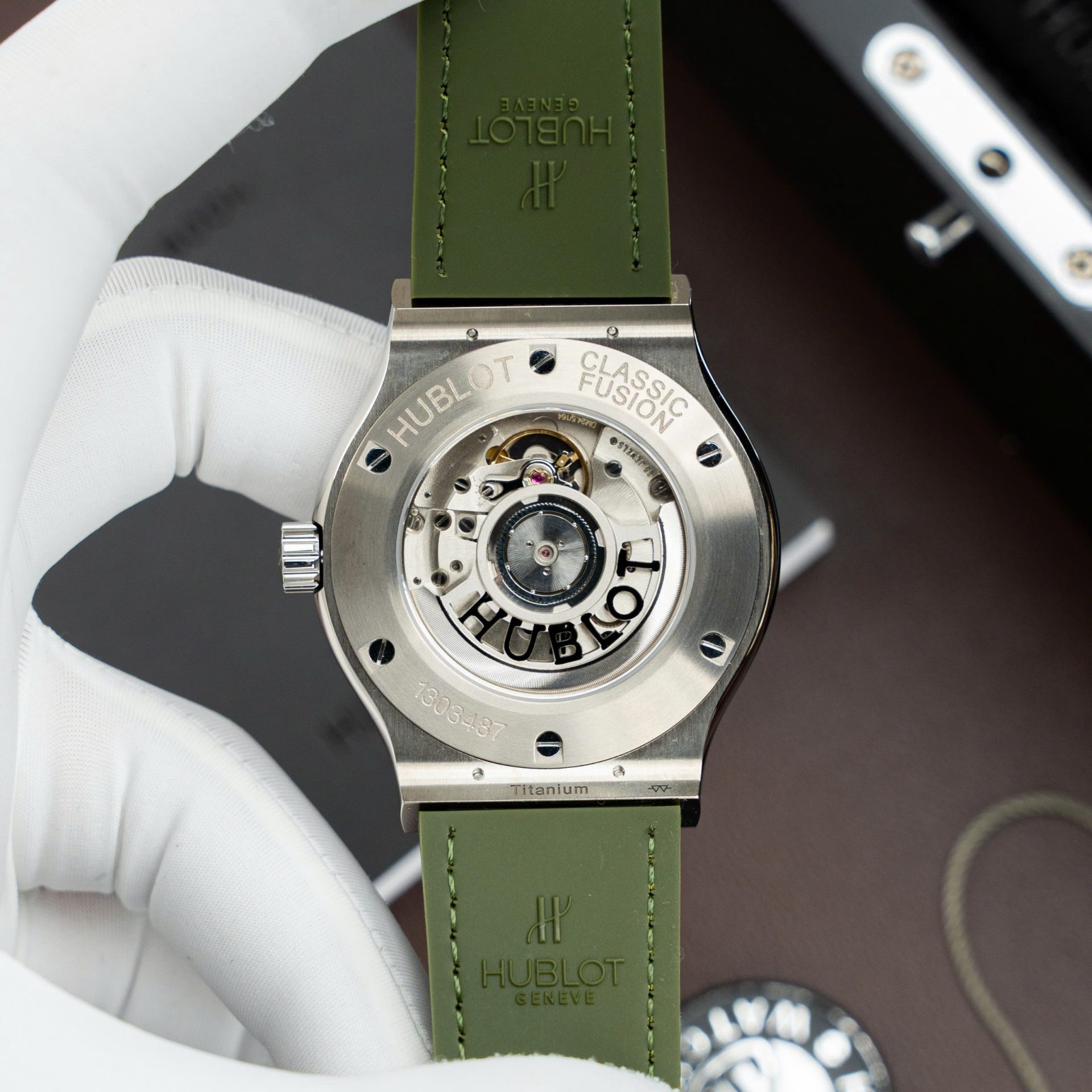 Hublot Classic Fusion Titanium Black Replica Watches Movement SW300 Weight 84 Gram 42mm - Image 8