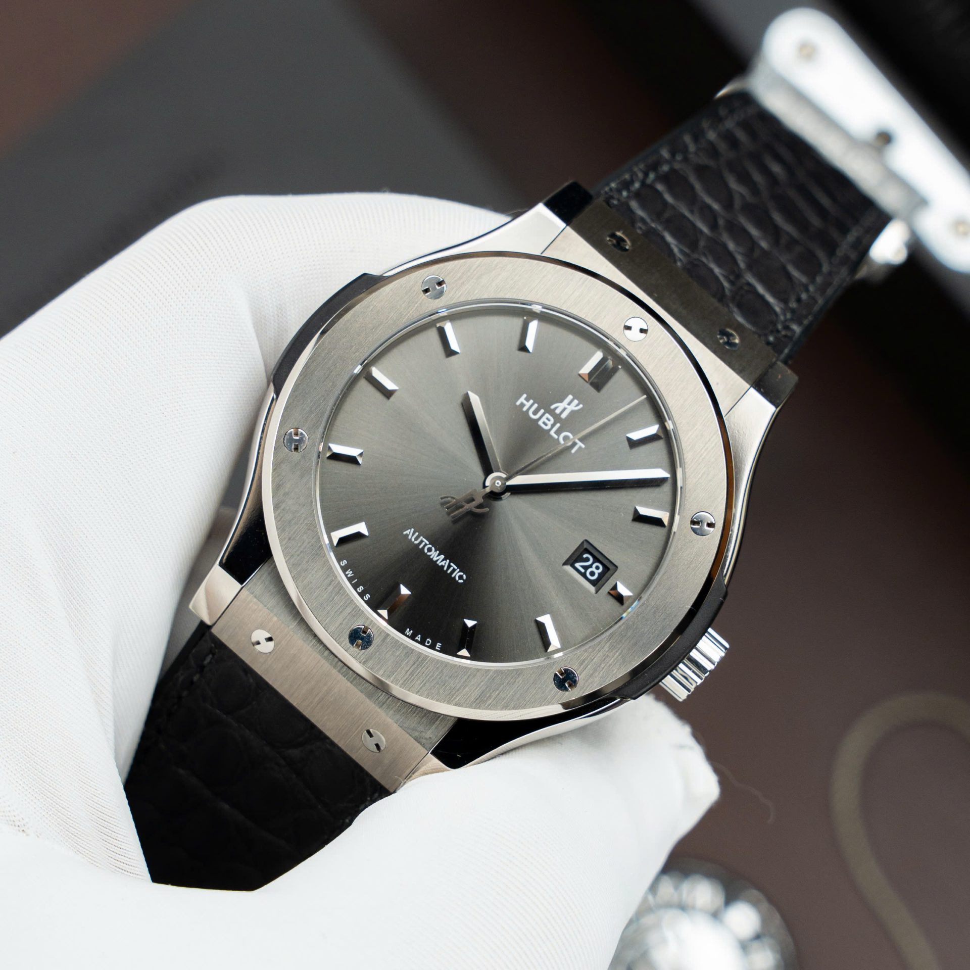 Hublot Classic Fusion Titanium Gray Copies Watches Movement SW300 Weight 84 Gram Custom 42mm - Image 3