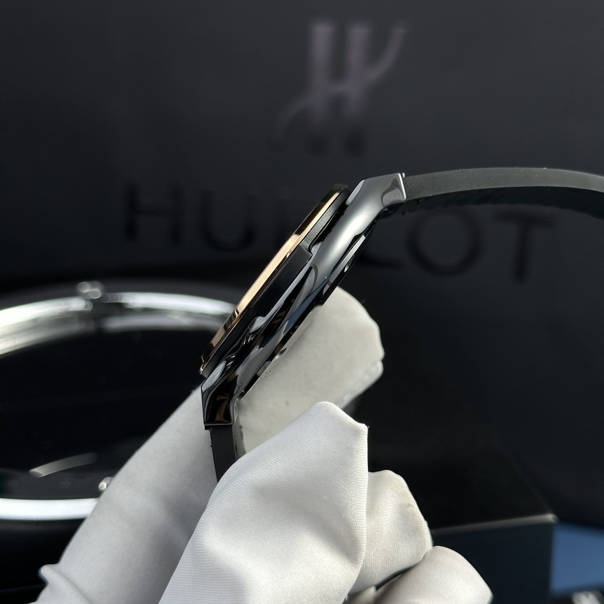 Hublot Best Super Clone Watches Classic Fusion Ceramic Demi King Gold 42mm - Image 5