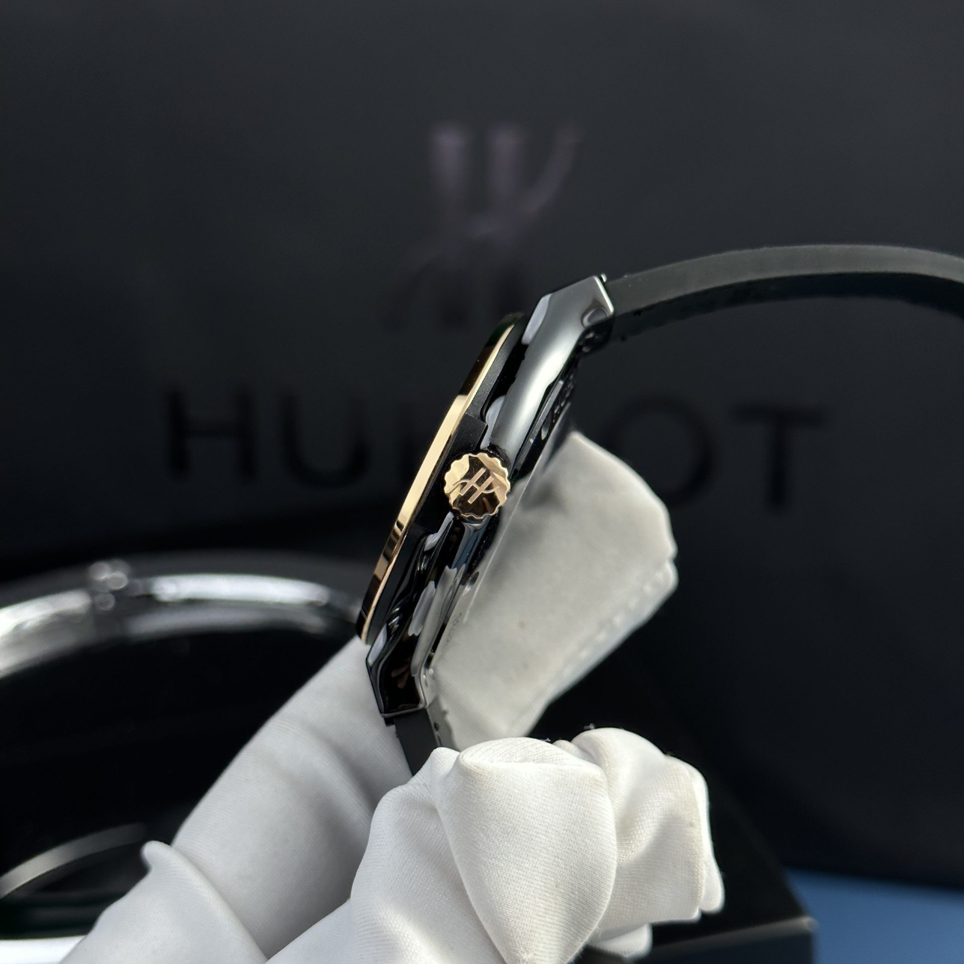 Hublot Best Super Clone Watches Classic Fusion Ceramic Demi King Gold 42mm - Image 6