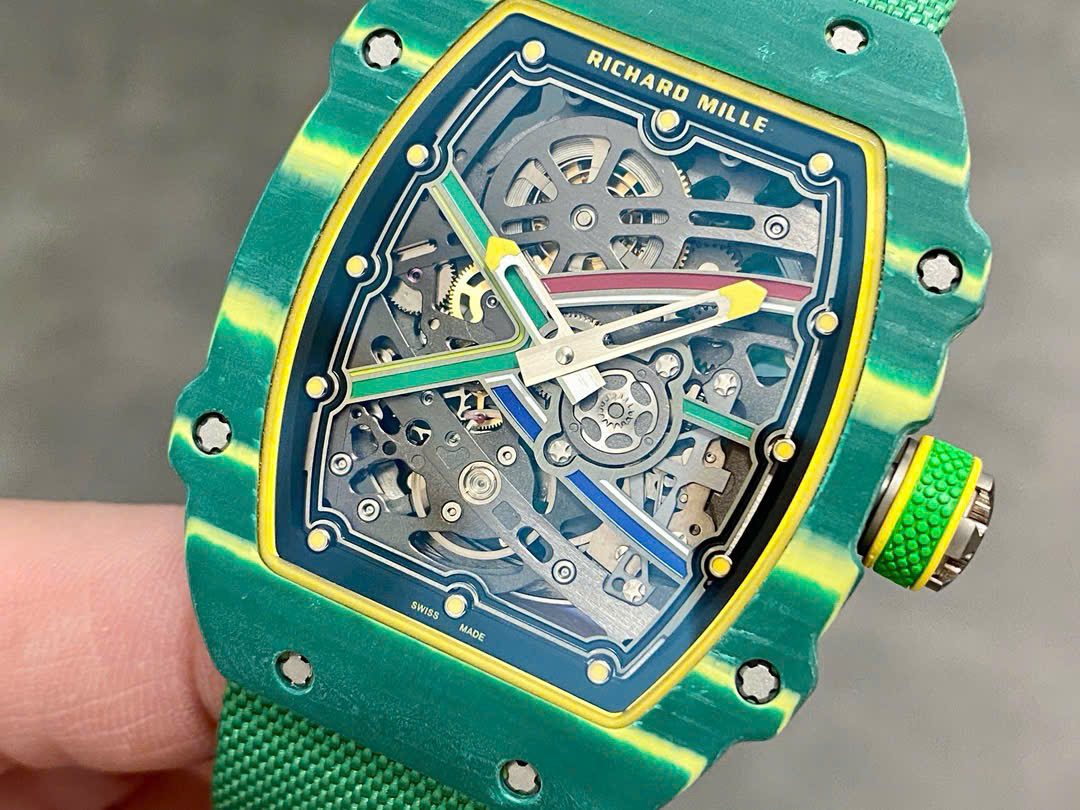Richard Mille RM67-02 Case Green Carbon Refined Super Light 37 Grams 38.7×47.52mm Super Clone - Image 3