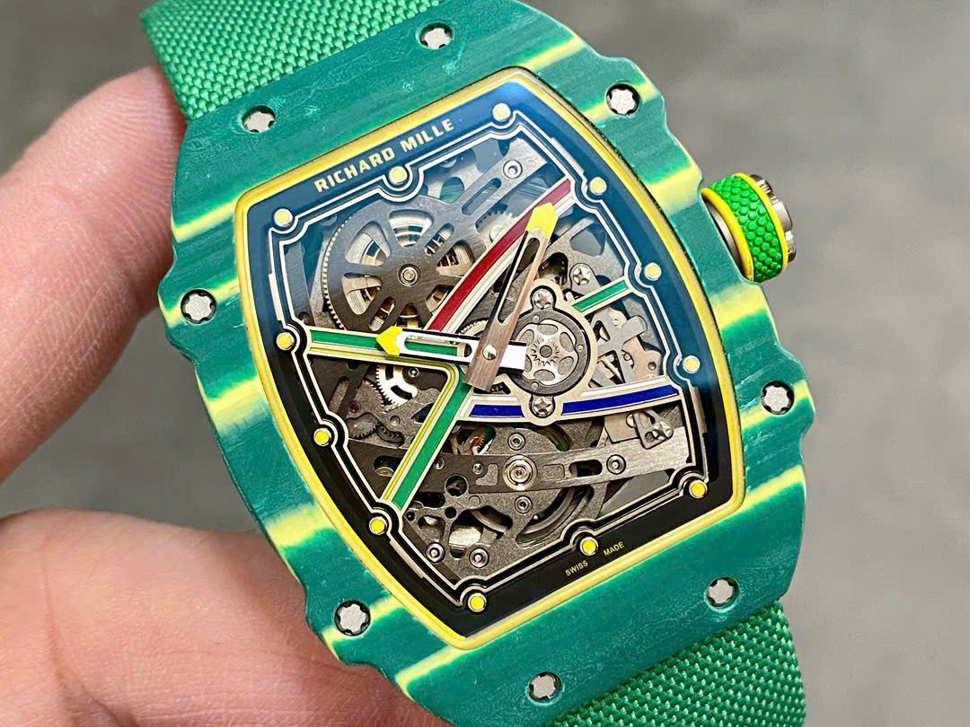 Richard Mille RM67-02 Case Green Carbon Refined Super Light 37 Grams 38.7×47.52mm Super Clone - Image 4