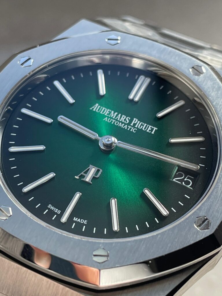 Royal Oak 39mm 16202 “50th Anniversary” SS ZF 1:1 Best Edition Green Textured Dial on SS Bracelet A7121 - Image 3