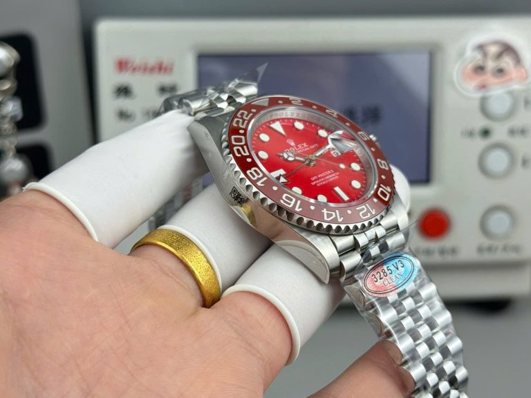 Rolex GMT-Master II Red Dial Calibre 3285 Movement 40mm - Image 6