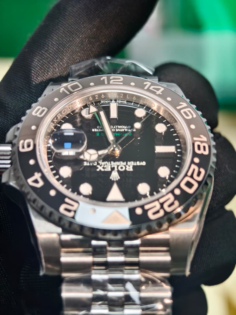 Rolex Oyster Perpetual GMT-Master II 126710 GRNR Super Clone - Image 5